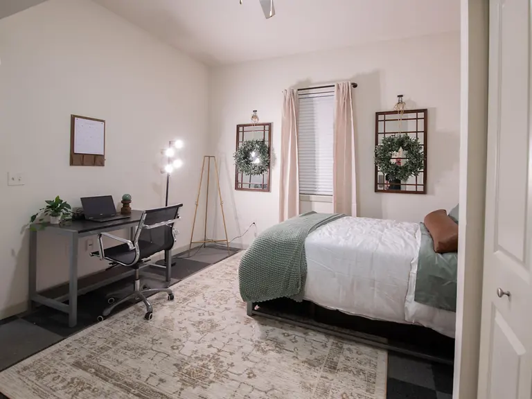 3 bedroom, 3 bathroom apartments