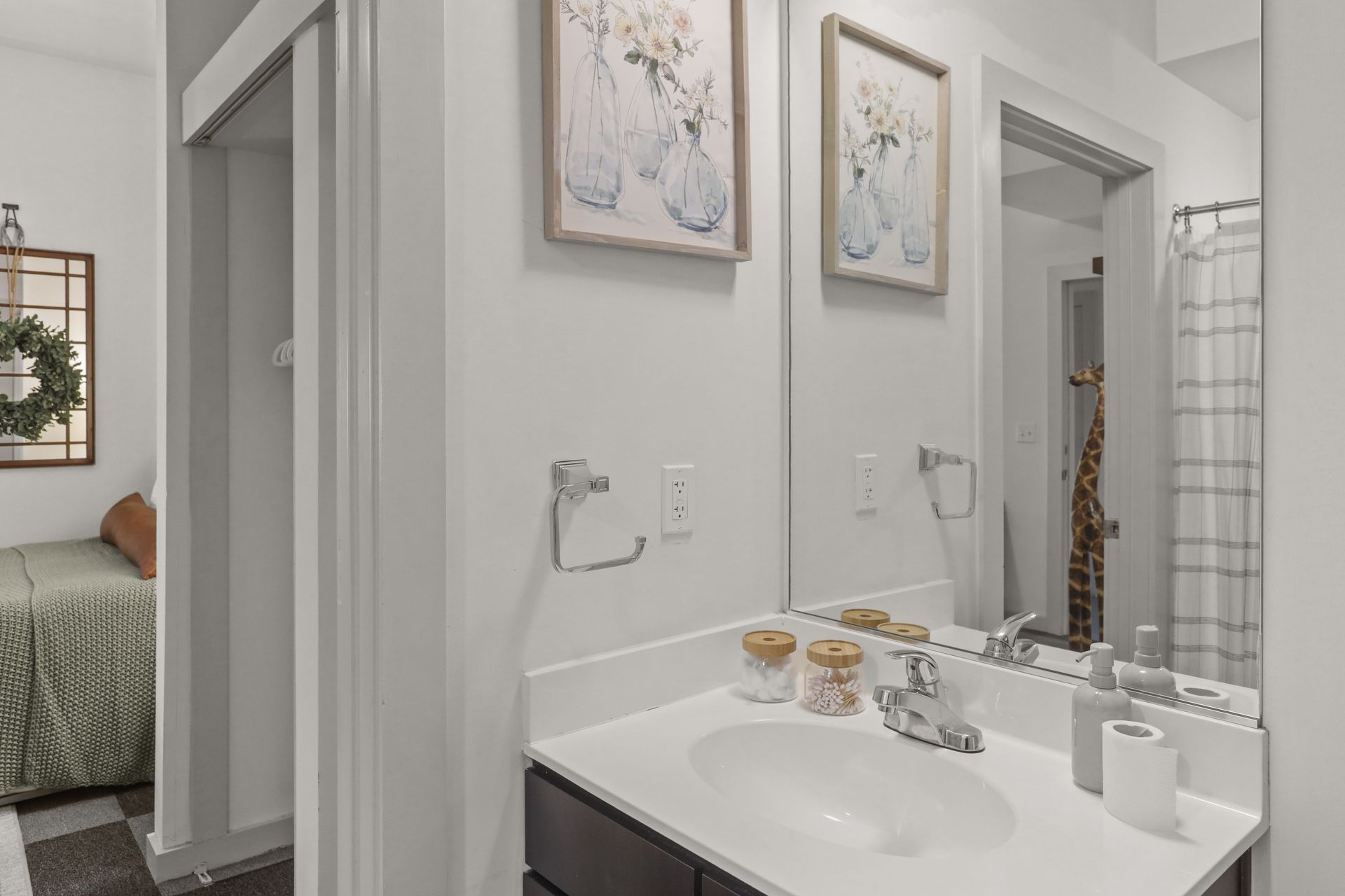 Brynn Apartments gallery photo 16