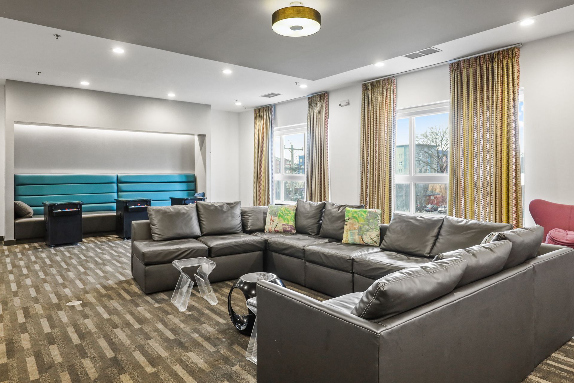 Brynn Apartments gallery photo 37